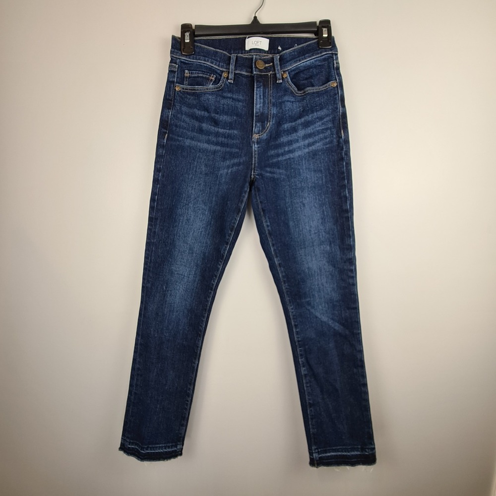 Loft Outlet Women's High Rise Straight Jeans Size 0 Raw Hem Dark Wash Denim
